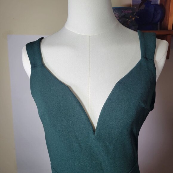 Lulus Alluring Temptation Emerald Backless Ruched Mermaid Maxi Gown Size S - Picture 2 of 6